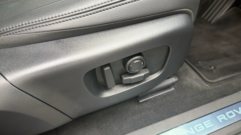 Land Rover Range Rover Evoque 2.0 D200 Dynamic SE 5dr Auto Diesel Hatchback